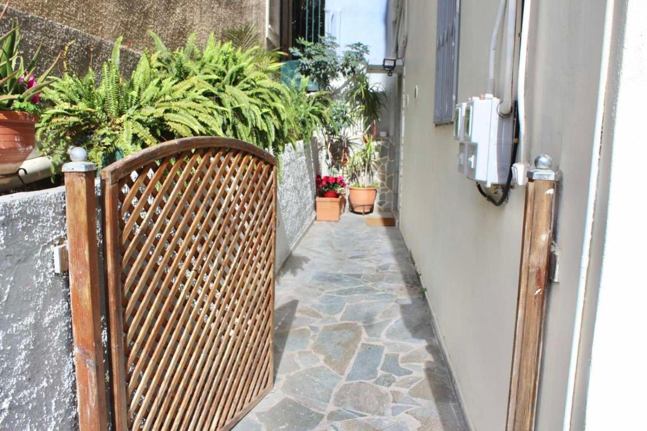 Suiteviewporos Galatás Buitenkant foto